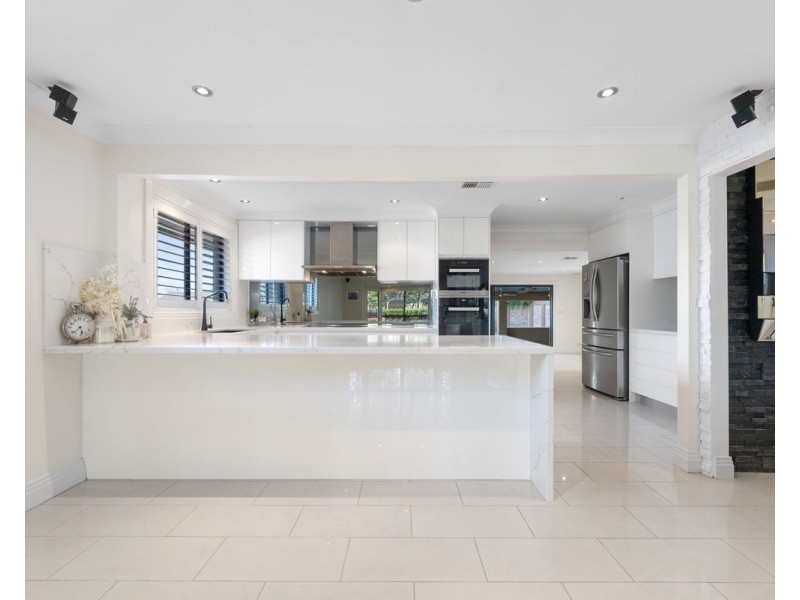 154 Macquarie Road, Greystanes NSW 2145