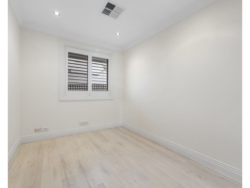 154 Macquarie Road, Greystanes NSW 2145