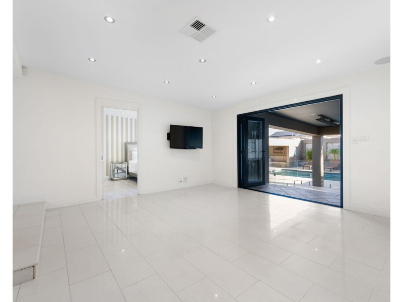 154 Macquarie Road, Greystanes NSW 2145