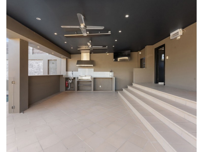 154 Macquarie Road, Greystanes NSW 2145