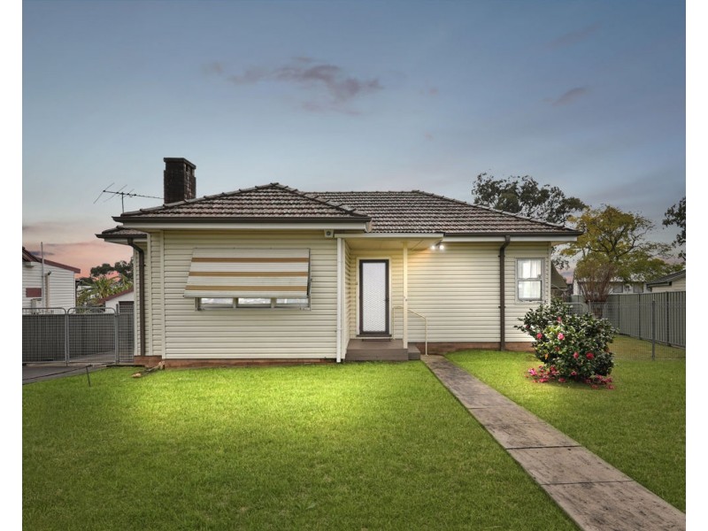 14 Essex Street, Guildford NSW 2161