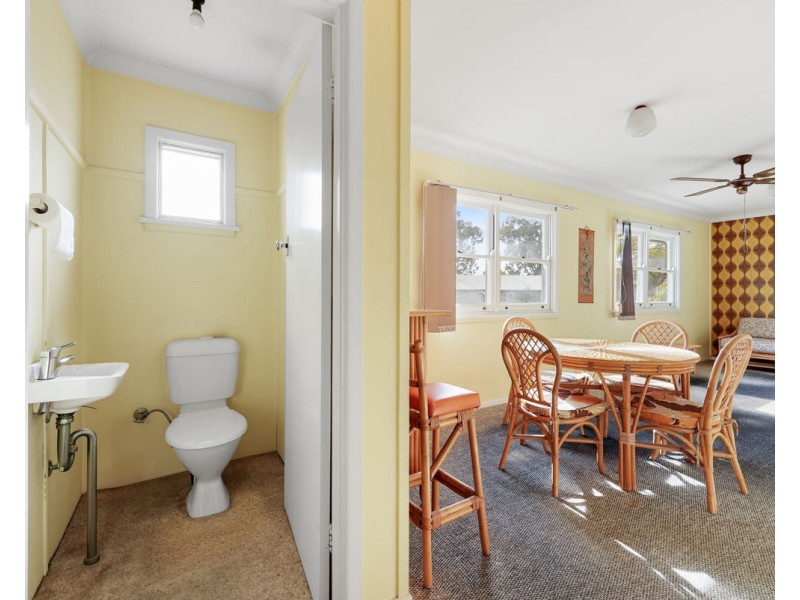 14 Essex Street, Guildford NSW 2161