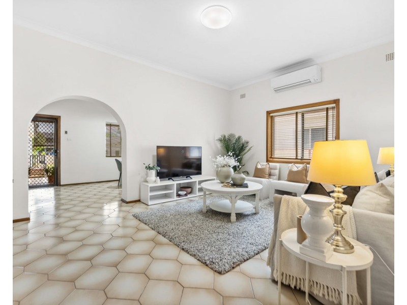 5 Salisbury Road, Guildford NSW 2161