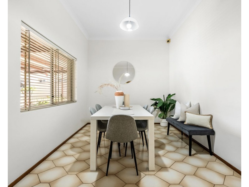 5 Salisbury Road, Guildford NSW 2161