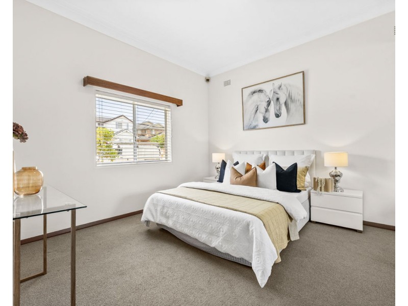 5 Salisbury Road, Guildford NSW 2161