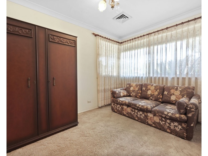 10 Orange Street, Greystanes NSW 2145