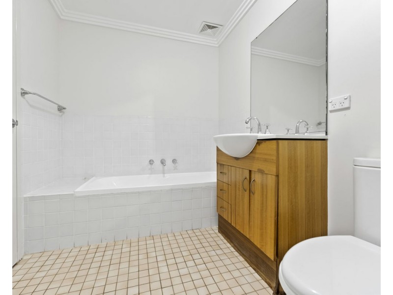 32/4-10 Benedict Court, Holroyd NSW 2142