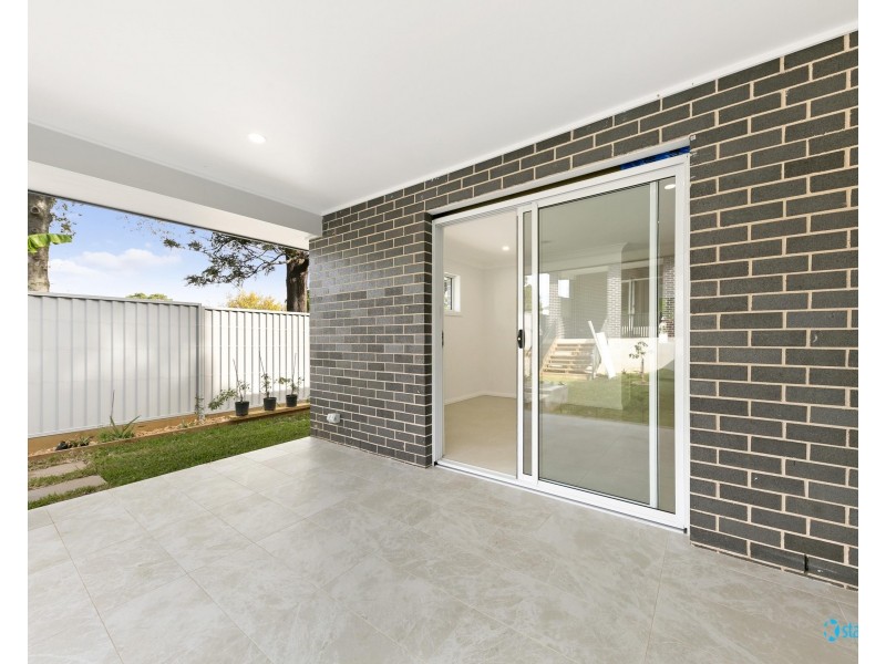 36A Bridge Rd, Westmead NSW 2145