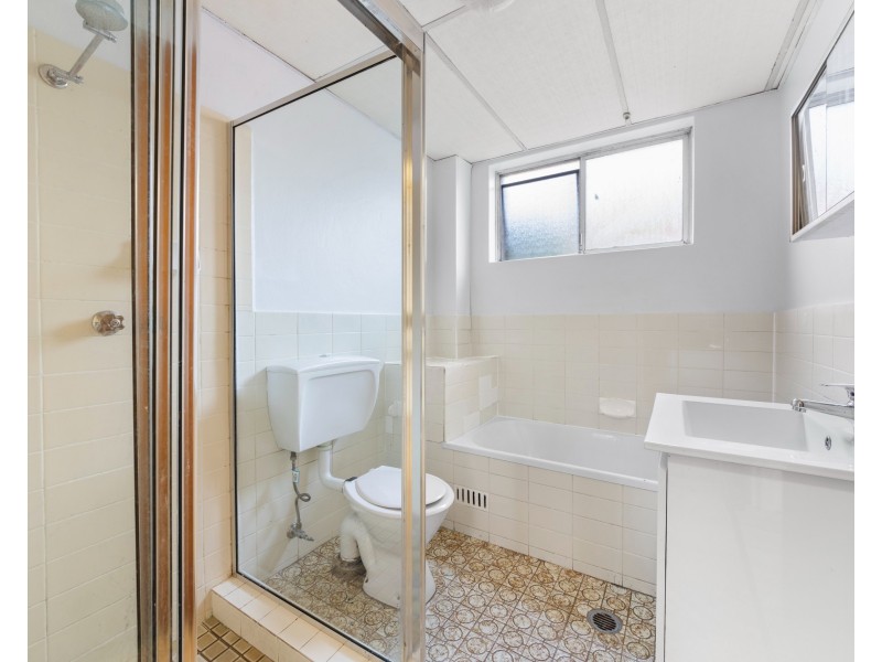 1/48-50 Sheffield St, Merrylands NSW 2160