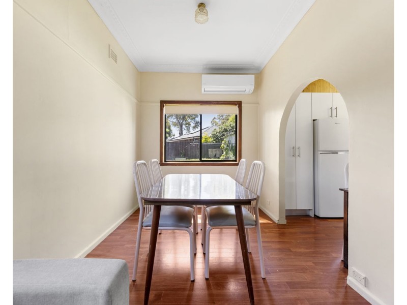 41 Mandoon Road, Girraween NSW 2145