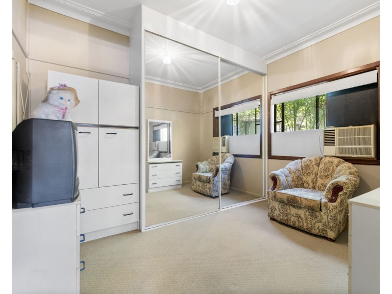 41 Mandoon Road, Girraween NSW 2145