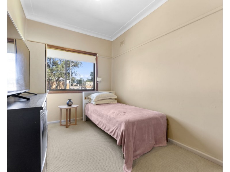 41 Mandoon Road, Girraween NSW 2145