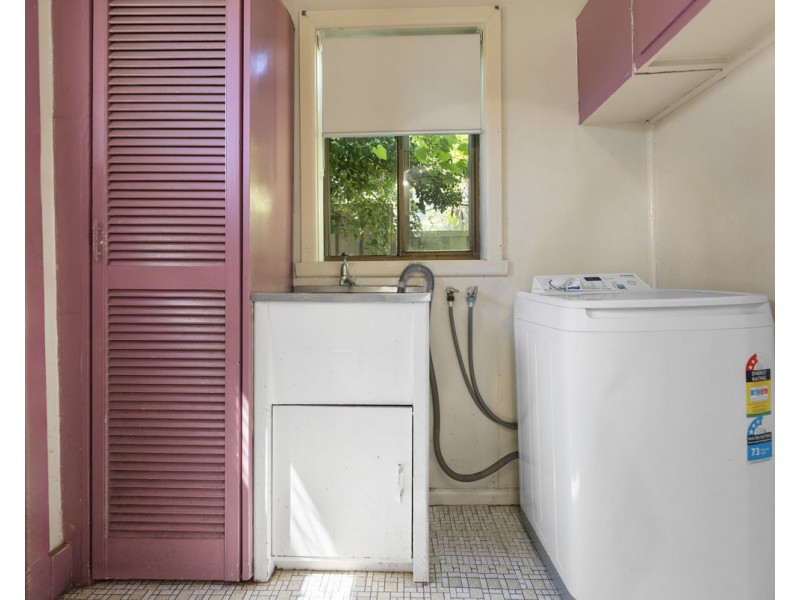 41 Mandoon Road, Girraween NSW 2145