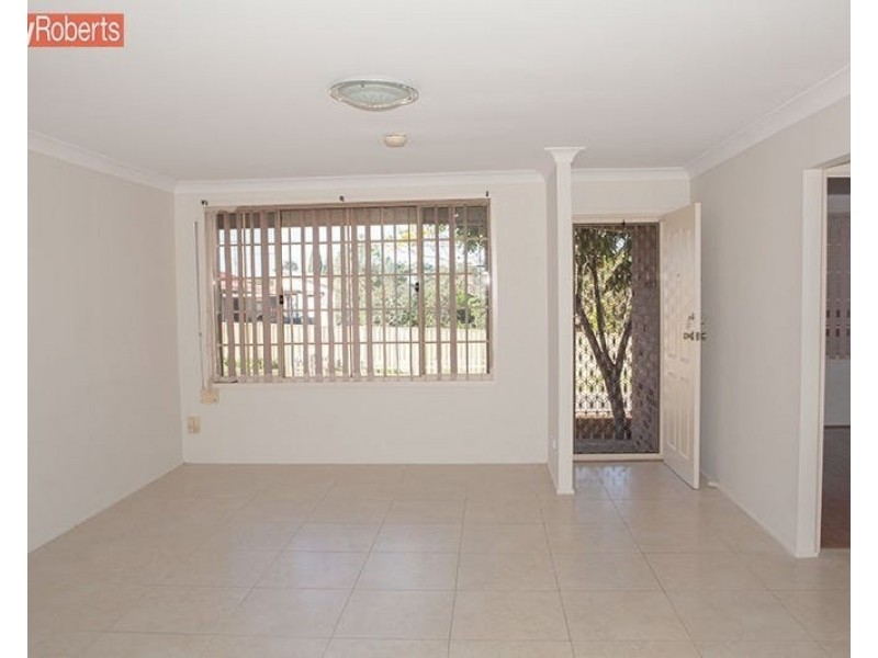 2 Valerie St, Pendle Hill NSW 2145