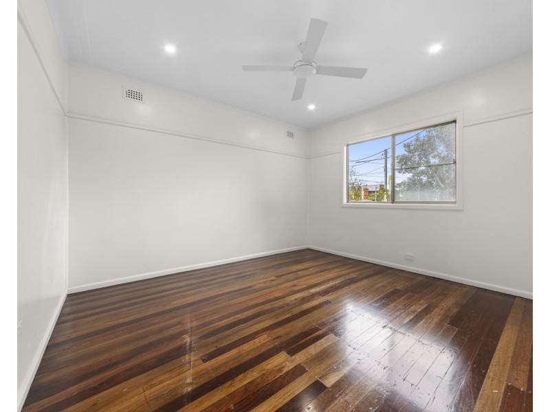 14 Wanda St, Merrylands West NSW 2160