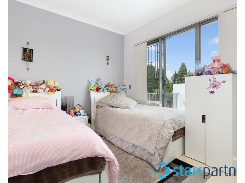7/205-207 William St, Granville NSW 2142