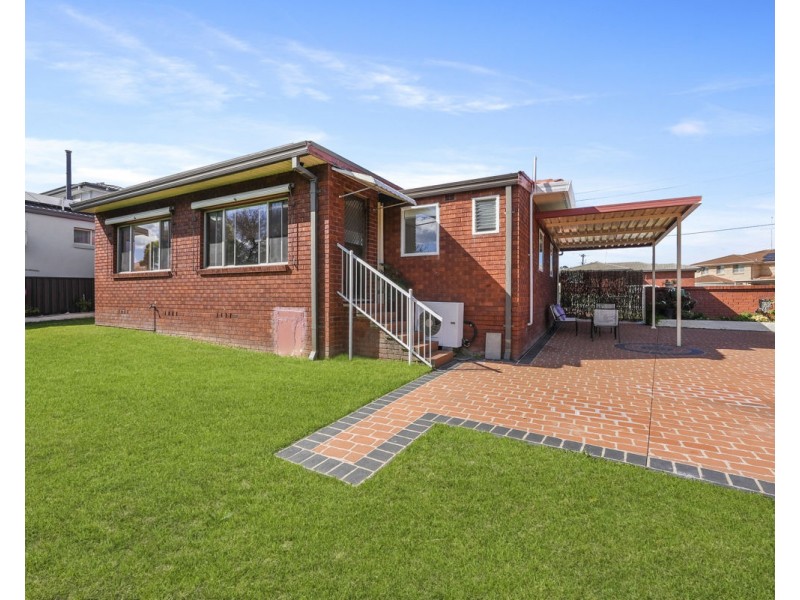 10 Cyril Street, Greystanes NSW 2145