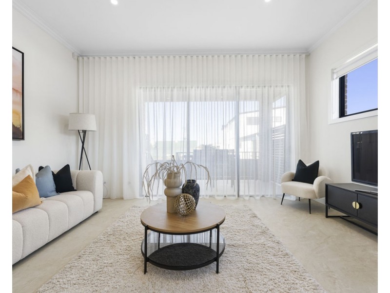 34 Arcadia Street, Merrylands NSW 2160