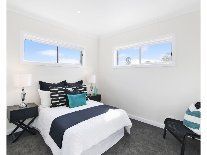 18a Sandra St, Woodpark NSW 2164