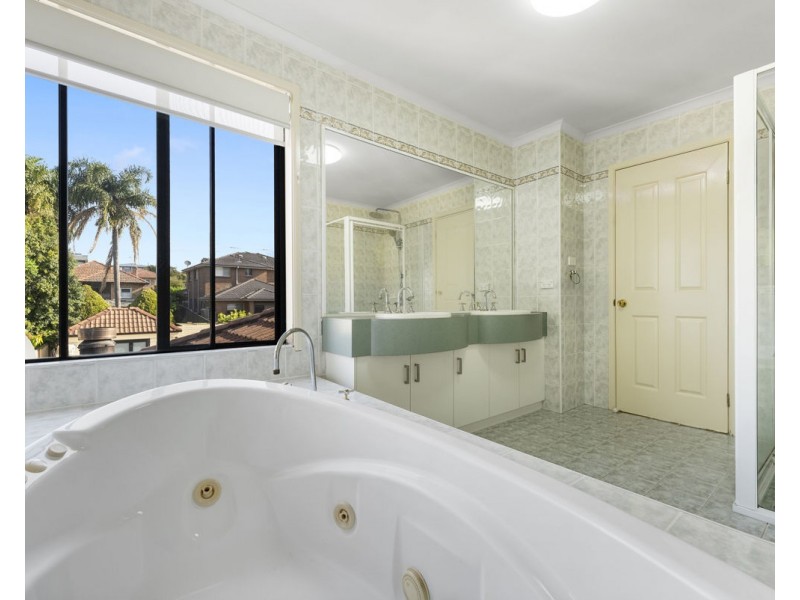 12 Verlie Street, South Wentworthville NSW 2145