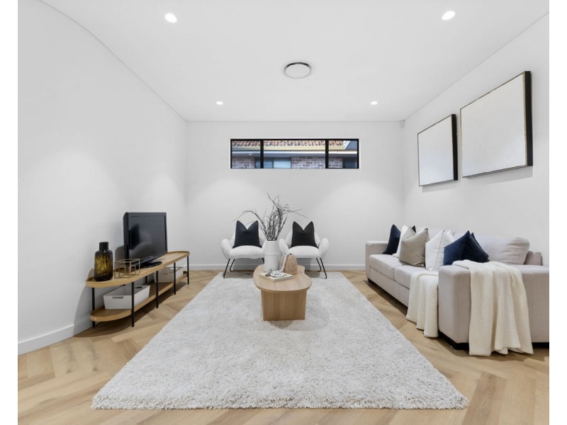 31b & 31c Ellis Street, Merrylands NSW 2160