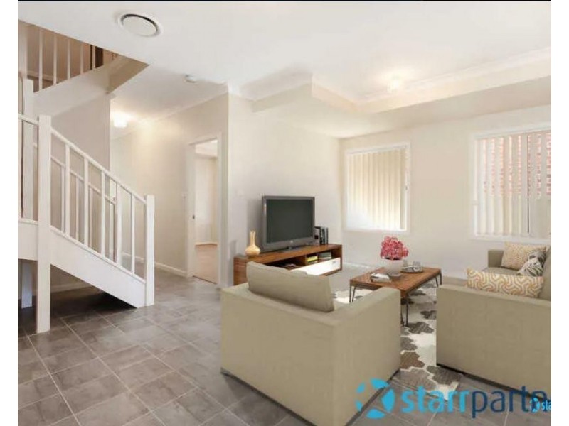 3a Elsinore St, Merrylands NSW 2160