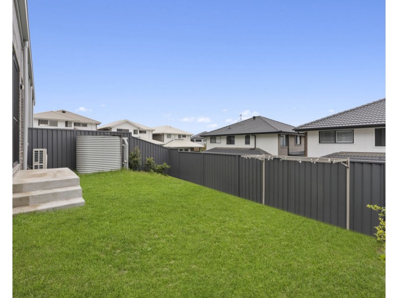 339 Driftway Drive, Pemulwuy NSW 2145