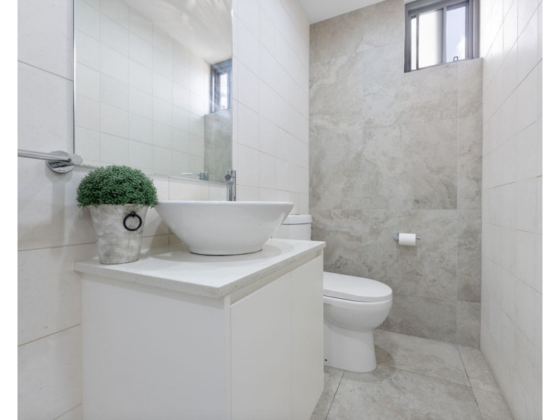 218 Darling Street, Greystanes NSW 2145