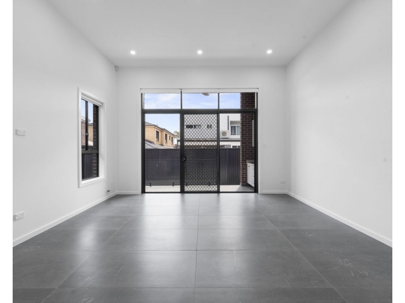 15b Warialda Street, Merrylands NSW 2160