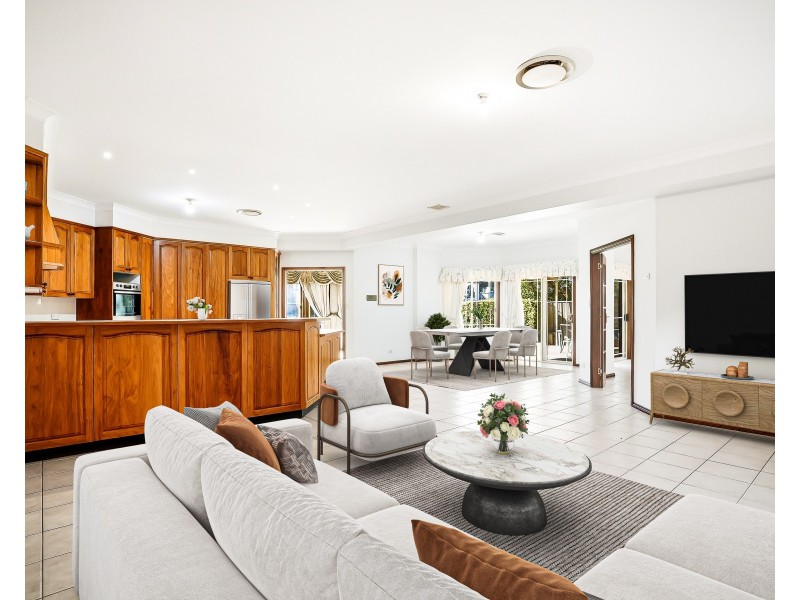 10 Vernon St, Greystanes NSW 2145