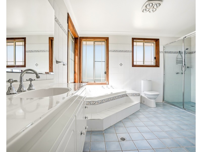 10 Vernon St, Greystanes NSW 2145