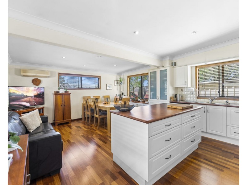 2 Walter Place, Greystanes NSW 2145