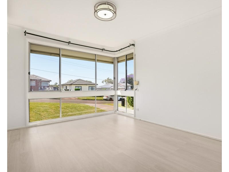 16 Percy St, Greystanes NSW 2145