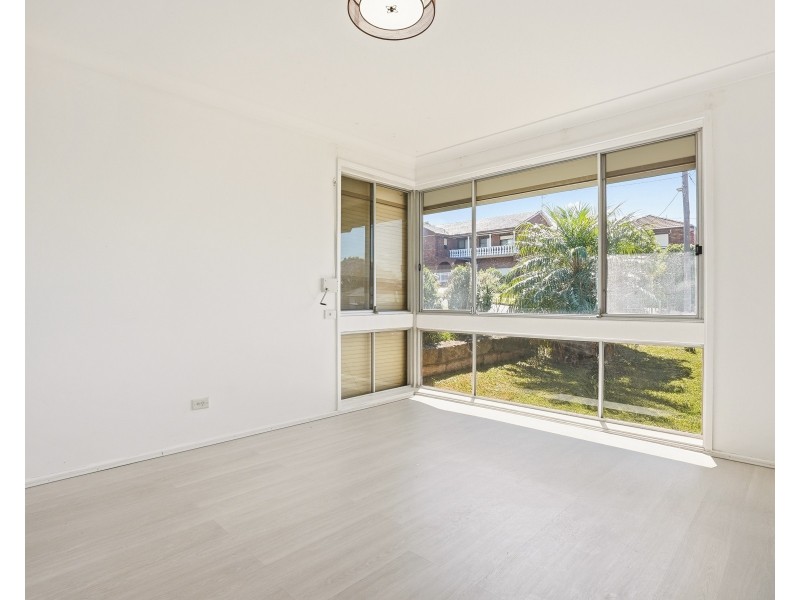 16 Percy St, Greystanes NSW 2145