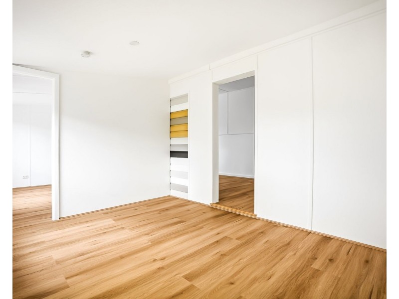 3/11 Shackel Av, Guildford NSW 2161