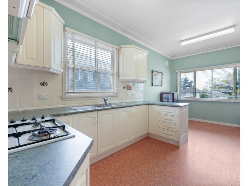 39 Laura St, Merrylands NSW 2160