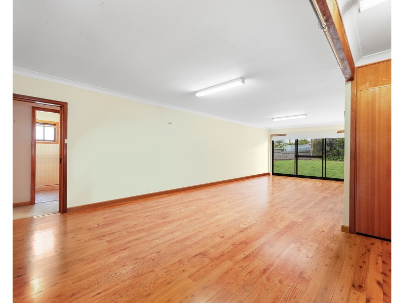 39 Laura St, Merrylands NSW 2160