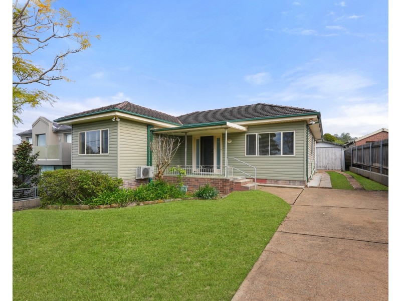 39 Laura St, Merrylands NSW 2160