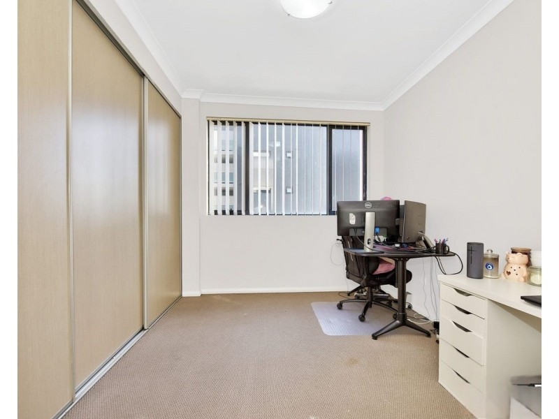 5/76-84 Railway Tce, Merrylands NSW 2160