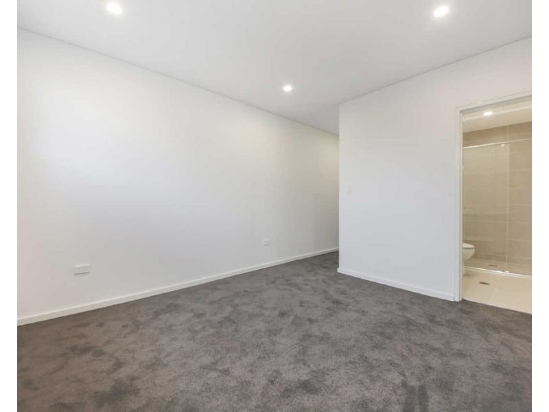 8/271 Dunmore St, Pendle Hill NSW 2145