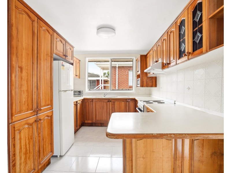 15 Bernie St, Greystanes NSW 2145