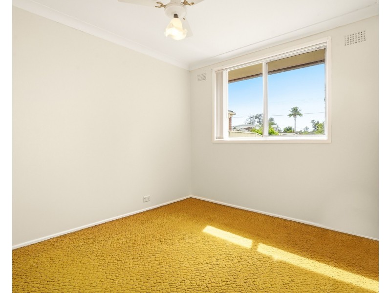 15 Bernie St, Greystanes NSW 2145