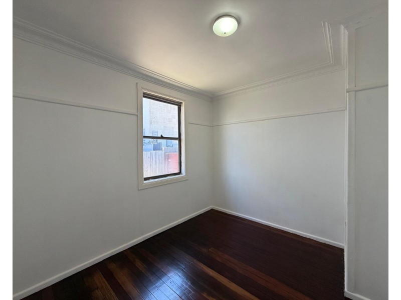 12 Vincent St, Merrylands NSW 2160