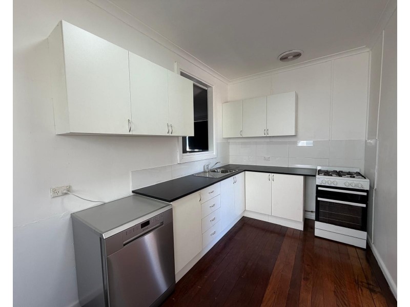 12 Vincent St, Merrylands NSW 2160
