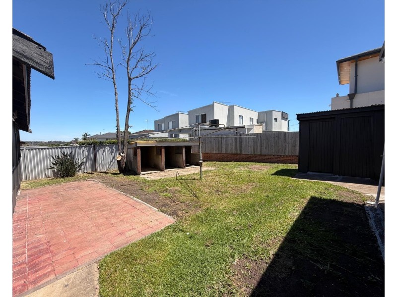 12 Vincent St, Merrylands NSW 2160