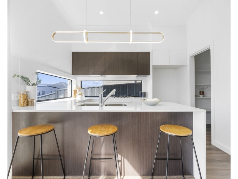 335 Driftway Drive, Pemulwuy NSW 2145