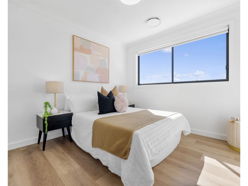 335 Driftway Drive, Pemulwuy NSW 2145