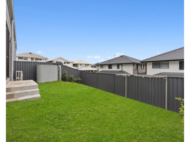 339 Driftway Dr, Pemulwuy NSW 2145