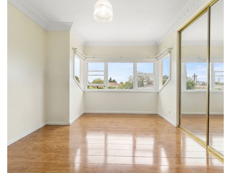 20 Bernard Street, Westmead NSW 2145