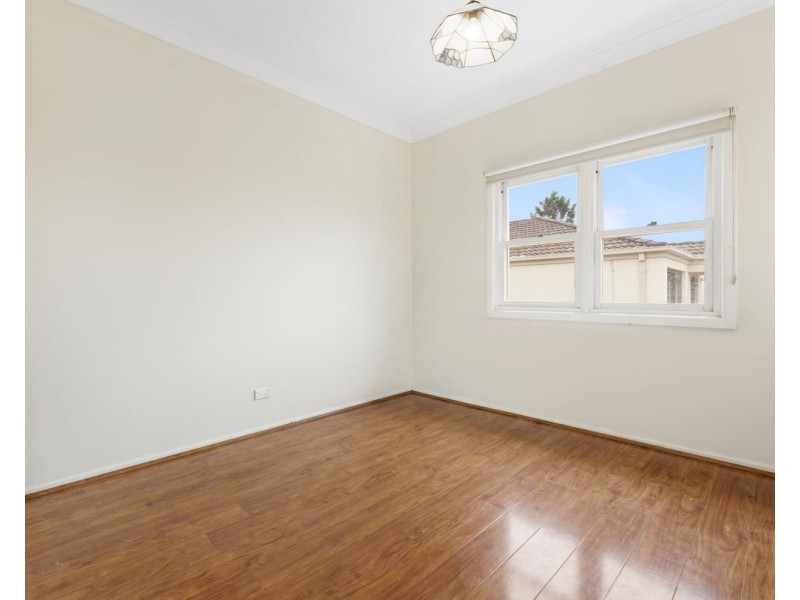 20 Bernard Street, Westmead NSW 2145